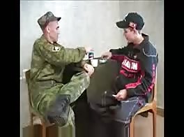 El papá marino follado a pelo
