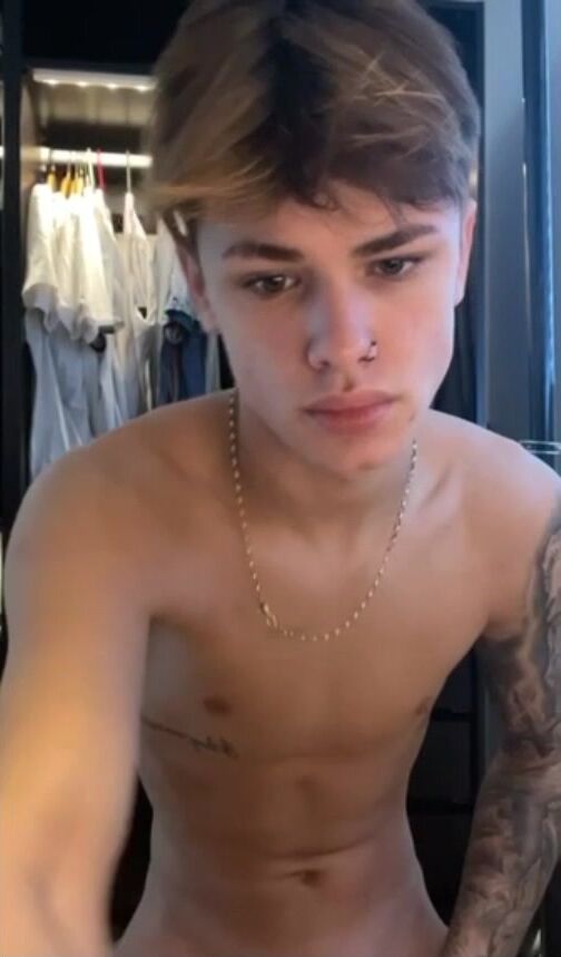 Tattooed bailey cums hard in nyc gay porn tube