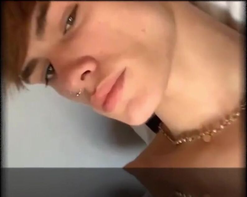 Tattooed twink cam boys show off in gay porn