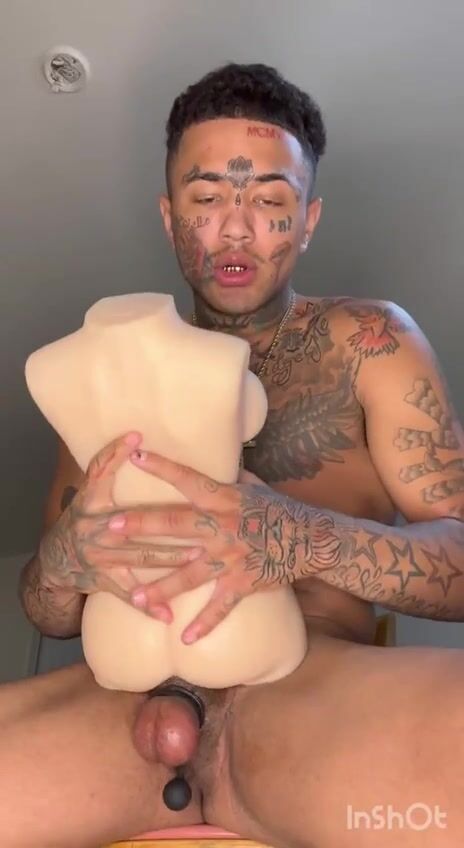 纹身猛男的言语玩具操