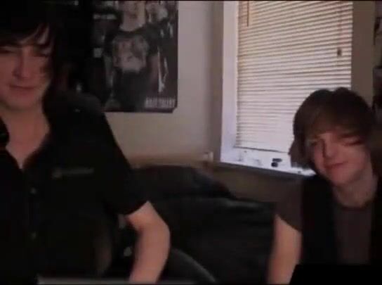 Teen boy sucks his porn buddy good