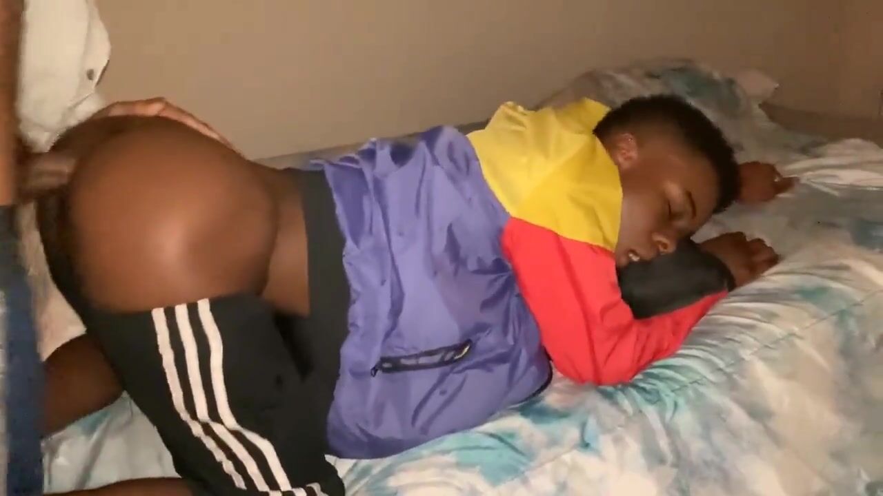Big dick pounds teen boy (no cum)