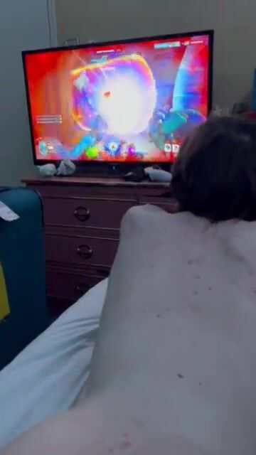 Teen gamer plays hard twink gay porn