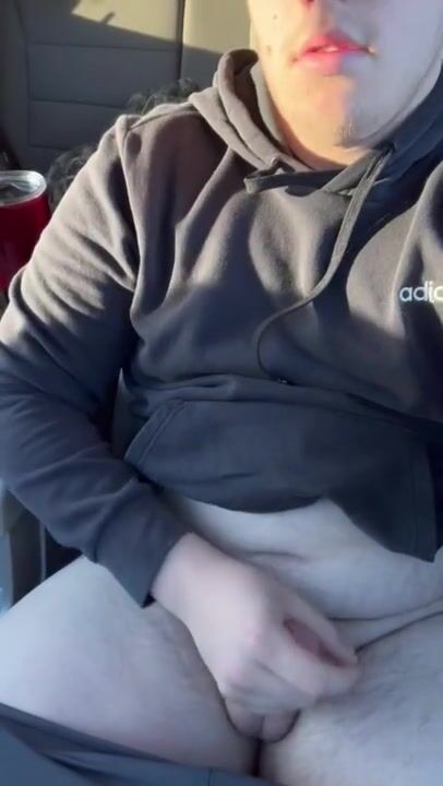 Teen jerks cock in car