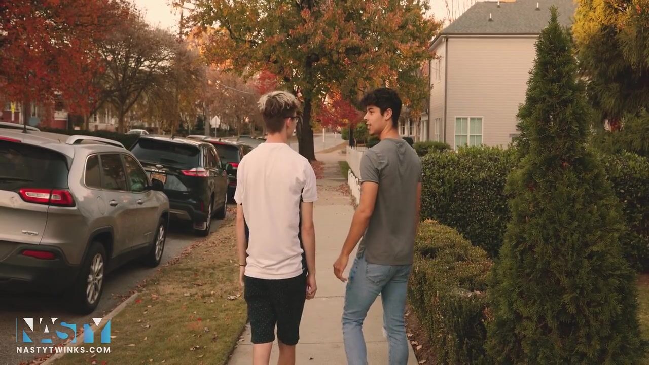 Teen latin boys seduced in couple gay porn