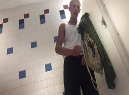 Tennis twink caught jerking
