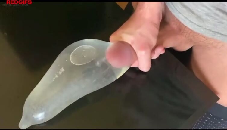 Twink learns raw daddy cock