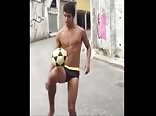 Der brasilianische fußballspieler