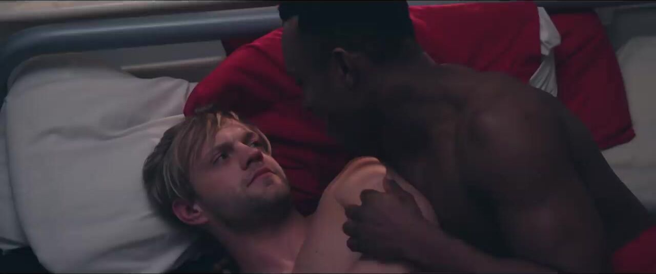 Grindr twink daddy muscle bareback cock action