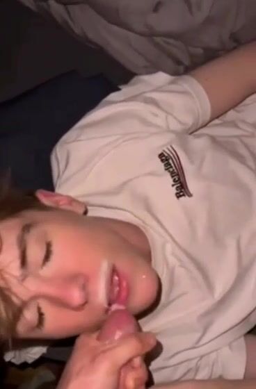 Twink gets facial cum
