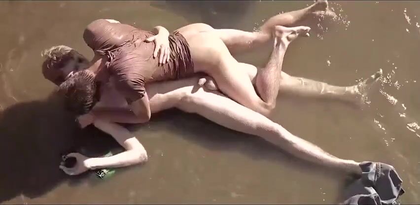 Horny outdoor boys bareback