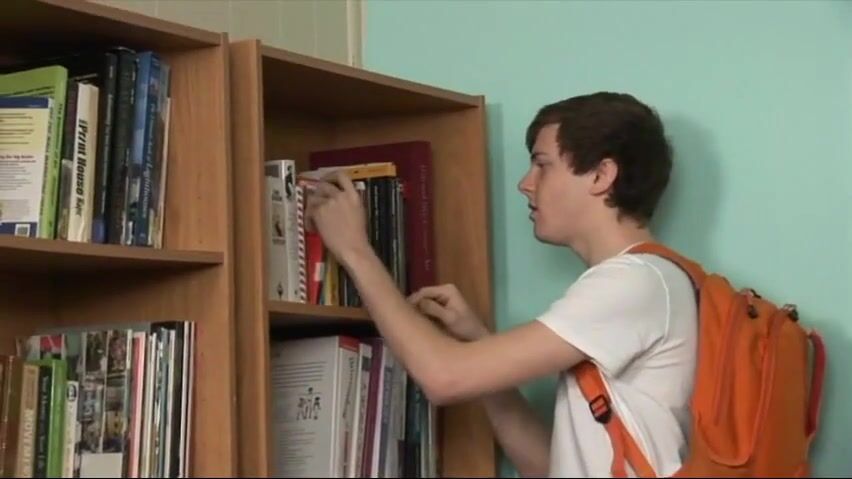 Sie ficken in der bibliothek gay porno tube