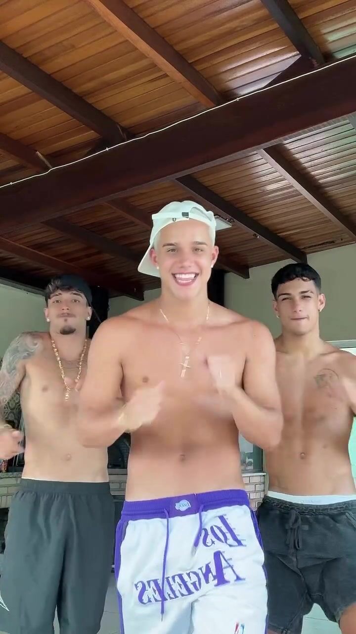 Brazilian twinks in hot bareback action