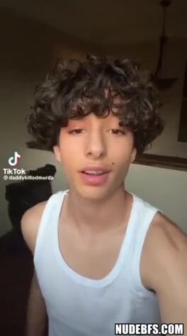 Tiktokのツインクがパパのために射精