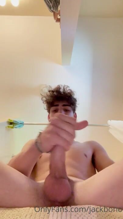 Tiktoker jack bono se masturba sozinho
