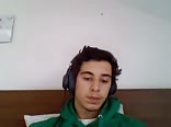تيم يأخذه بدون سترة