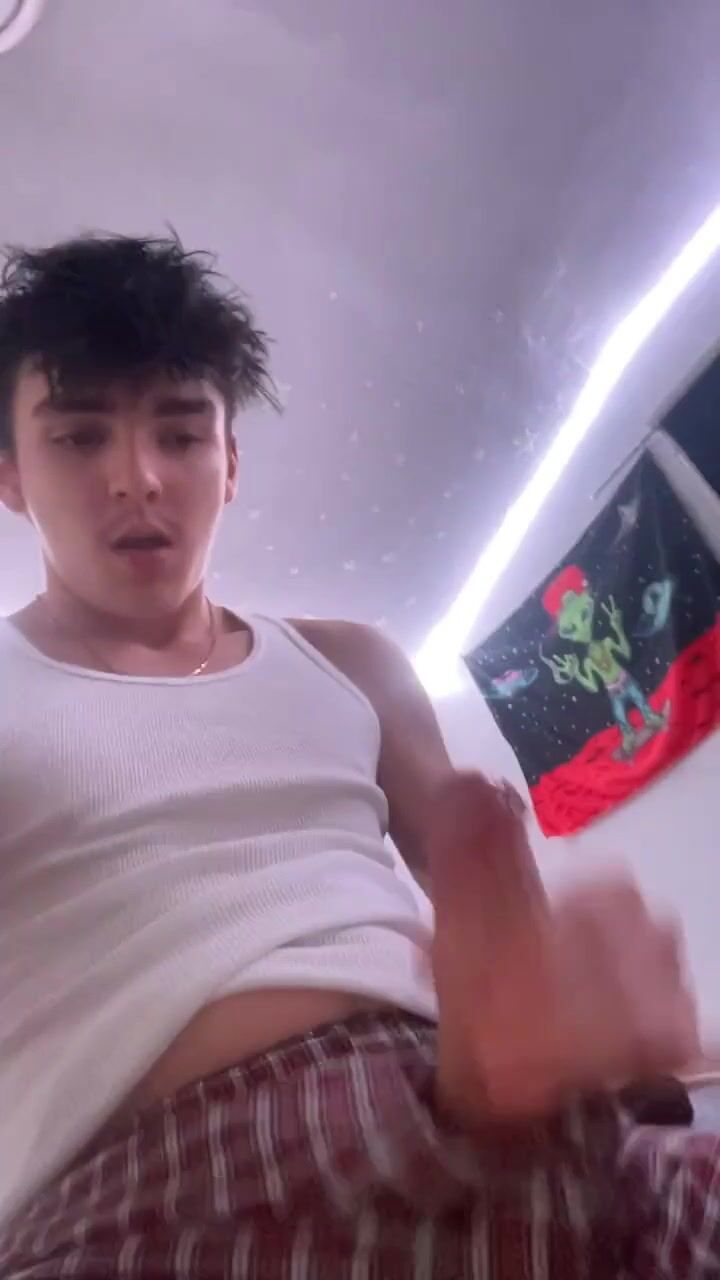 Teen twink takes a hot selfie