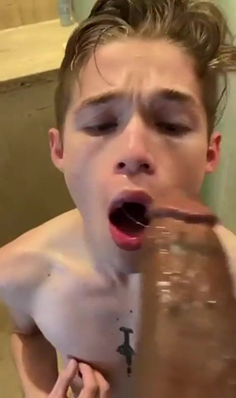 Blonder teen ohne gummi – geilste szenen