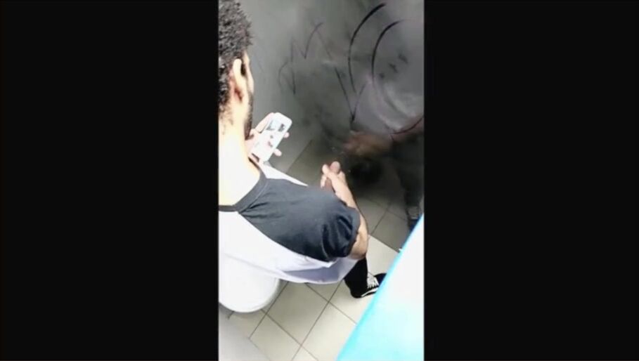 Twink gets cumtag in bathroom