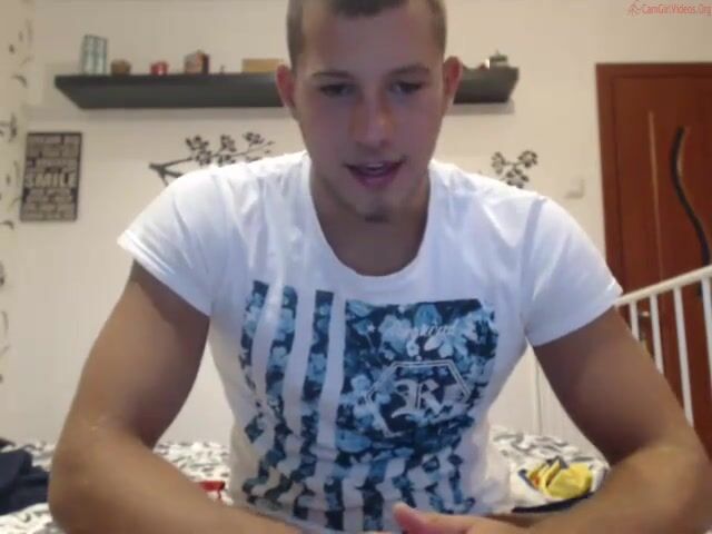 Hot twink student shows off on cam