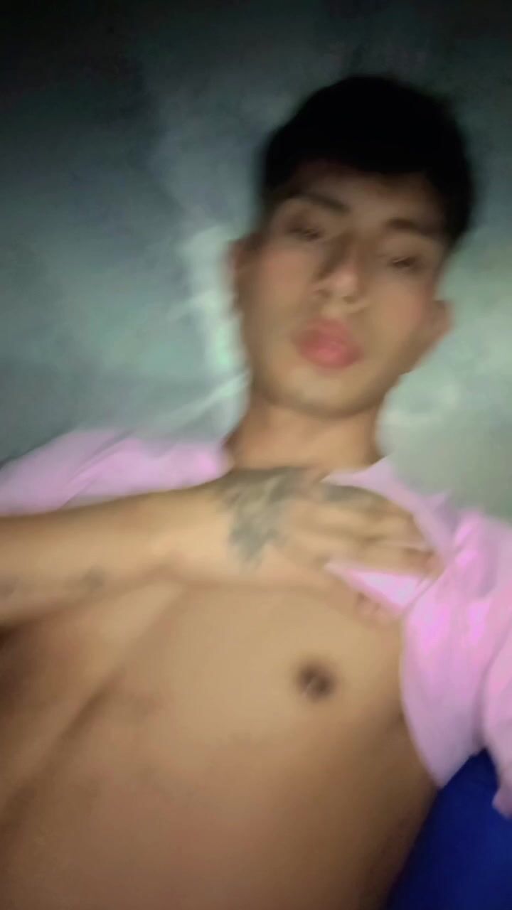 小男娃在telegram找到爸爸