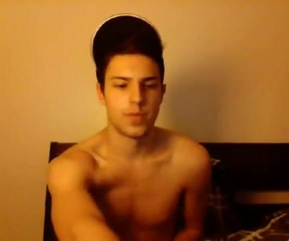Amateur twink striptease and webcam jerk