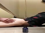 مراهق يُنكح بدون واقٍ تحت الحاجز من أب عضلي ممتاز