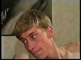 Twinks bum play 3