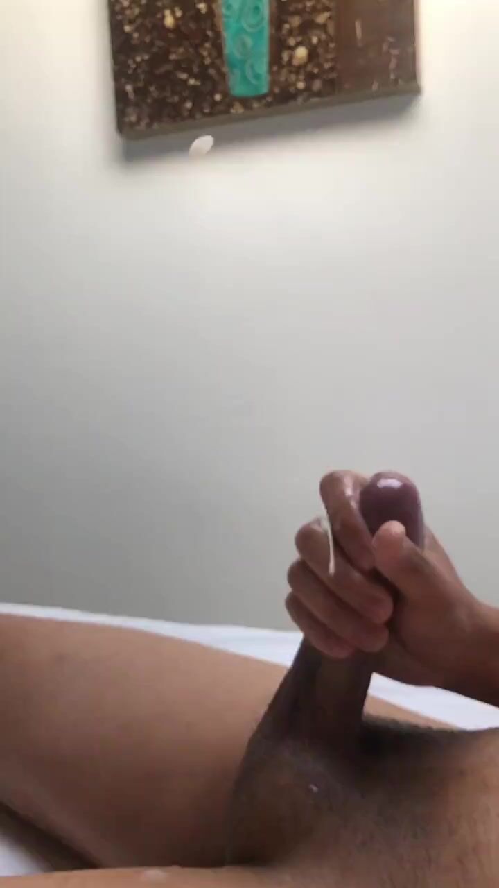 Provocación de polla de twink a cámara lenta