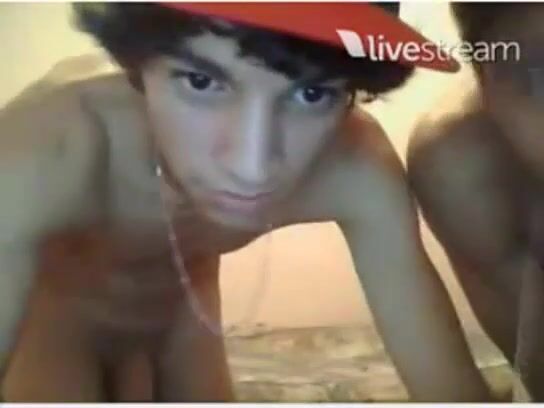 Two sweet latinos mess around naked