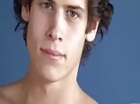 Cute wanker jerks hard