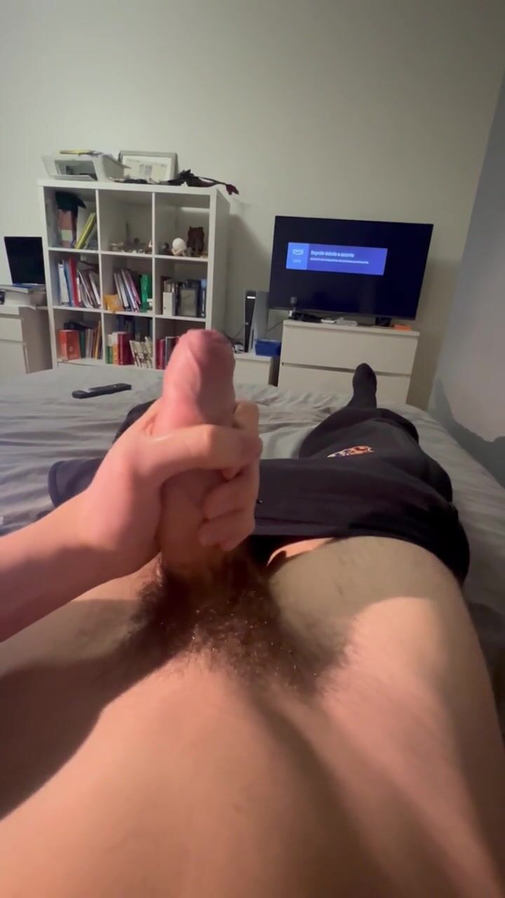 Uncut teen jerks off hard on bed