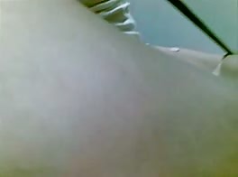 仕切りの下