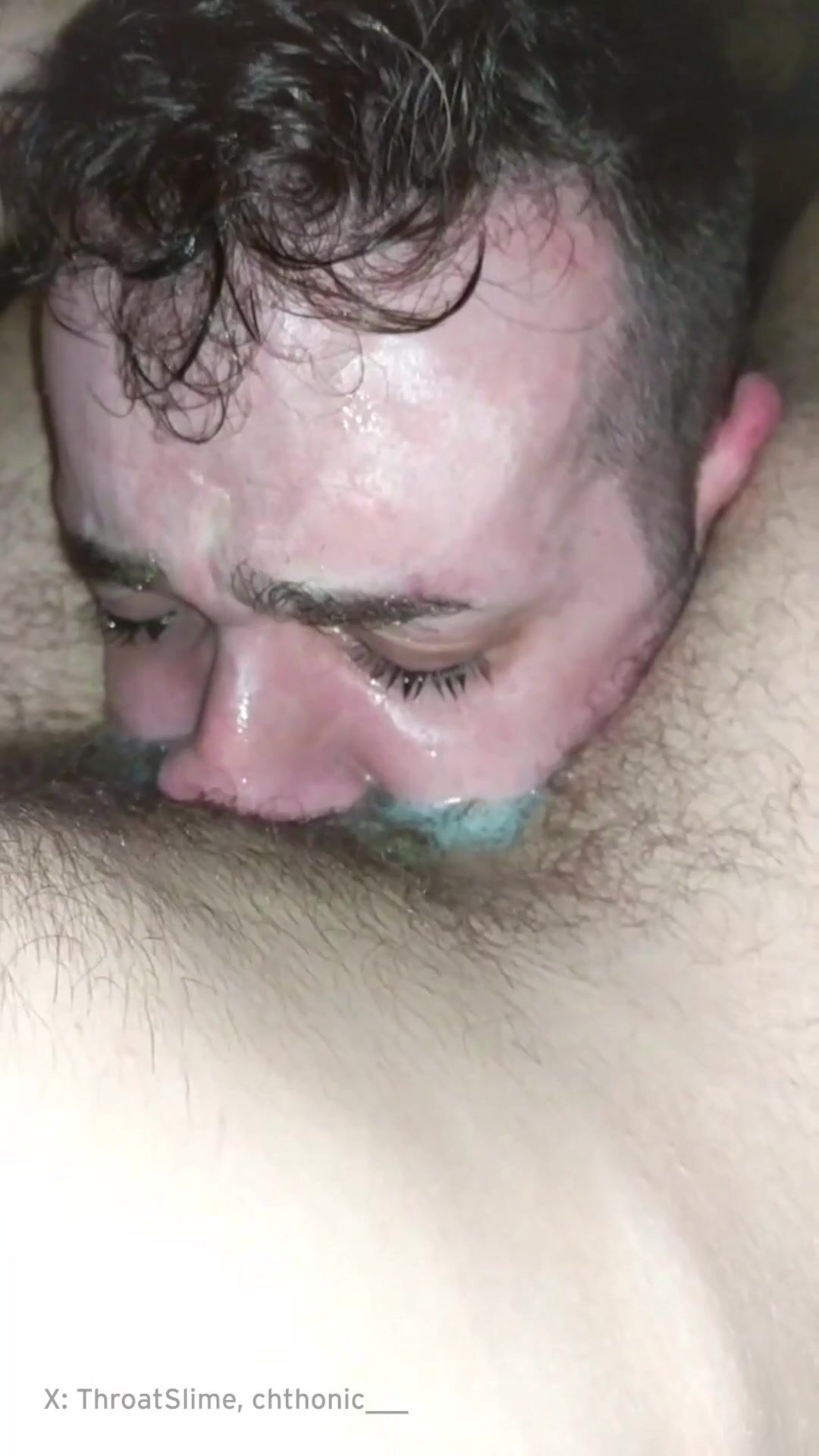 Twink usado como masturbador humano - sin condón sucio