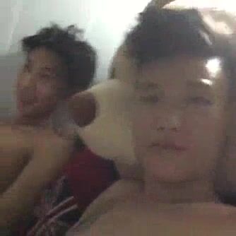 Vietnamesische twinks ficken ohne kondom