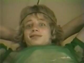 Vintage blond leif garrett lookalike wanks and cums for boys porn