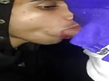 مص علني بصوت عالٍ