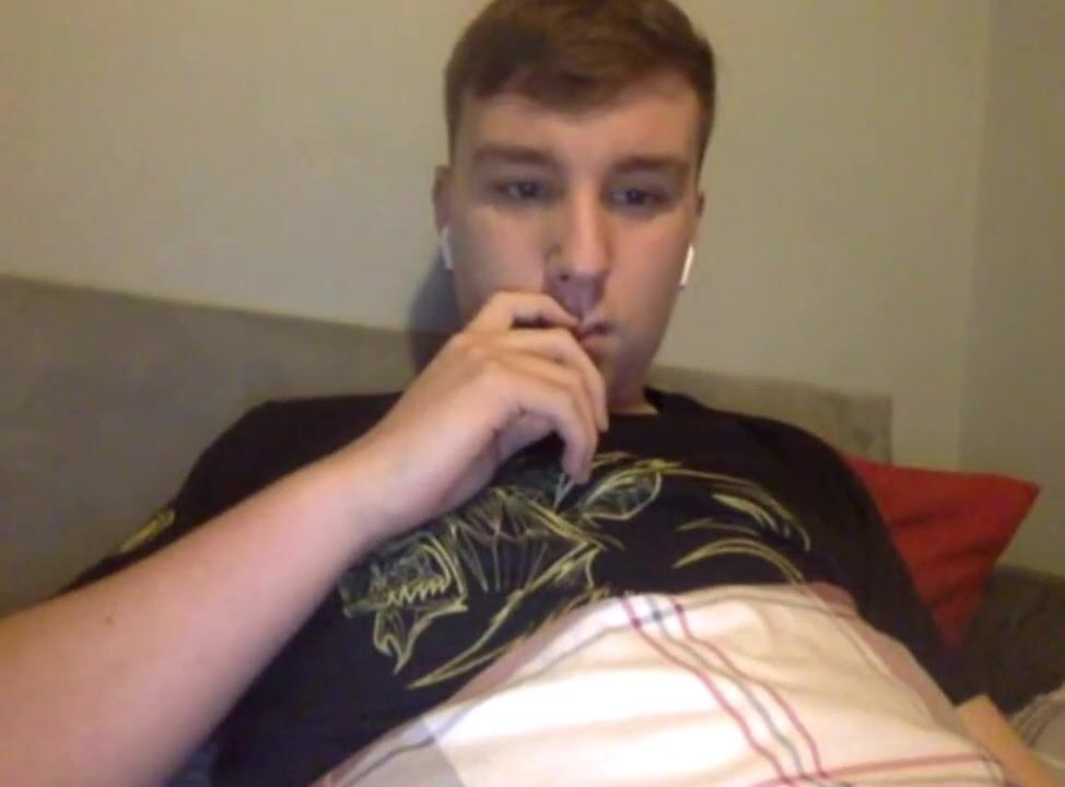 Twink cam boys wave back