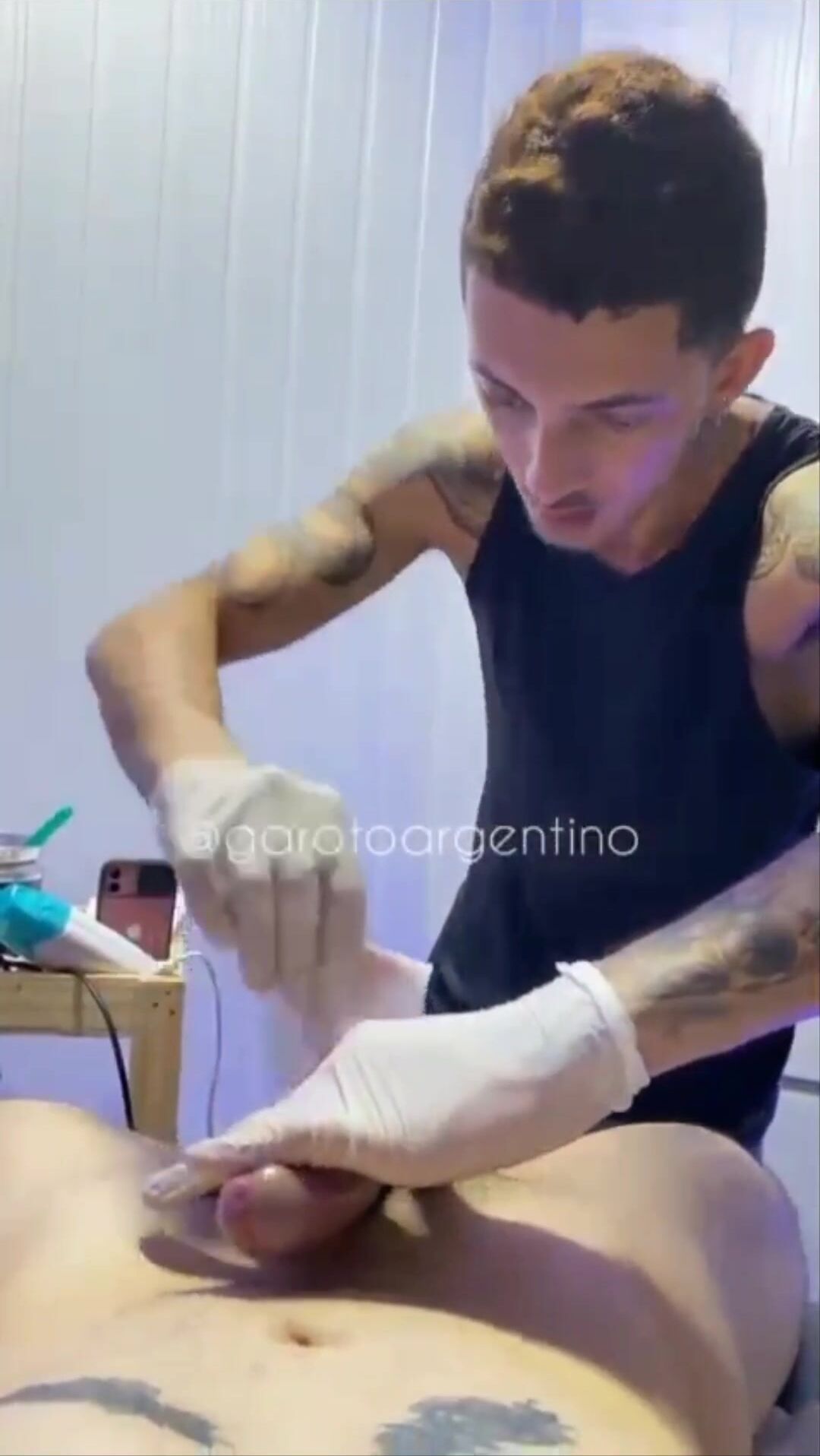 A depilação se transforma em serviço completo