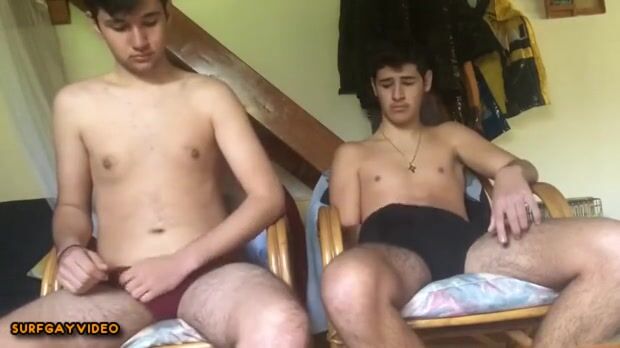 إخوة تحولا إلى أصدقاء جاك بدون واقي