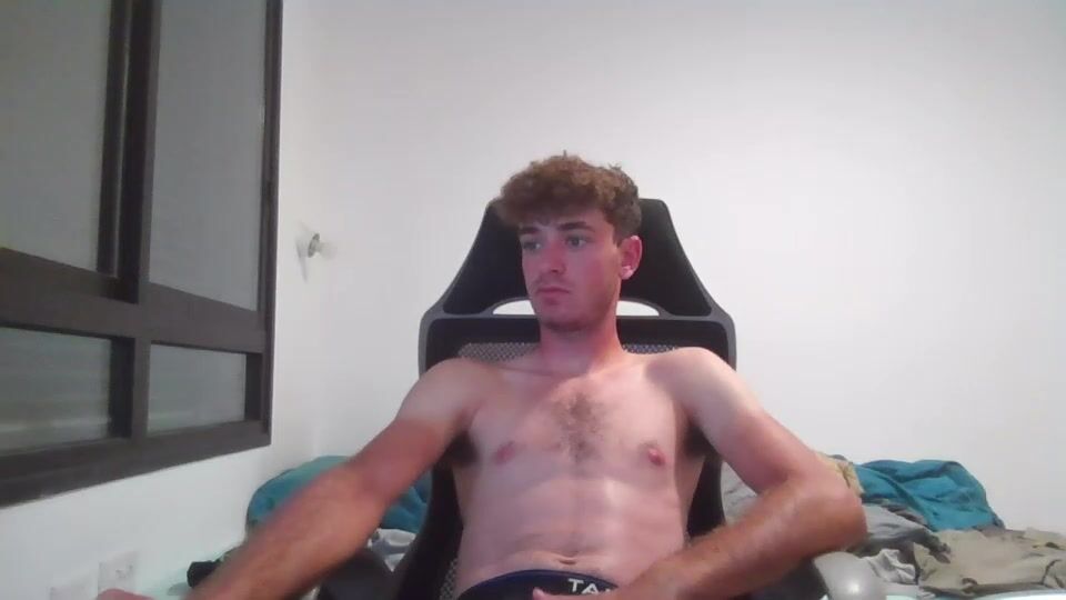 Webcam twink cums hard solo