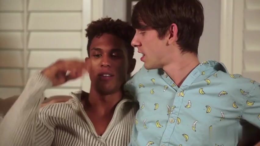 Bareback gay porn: white shutters raw action