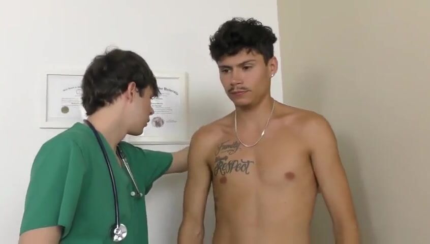 Dakota craves raw twink cock