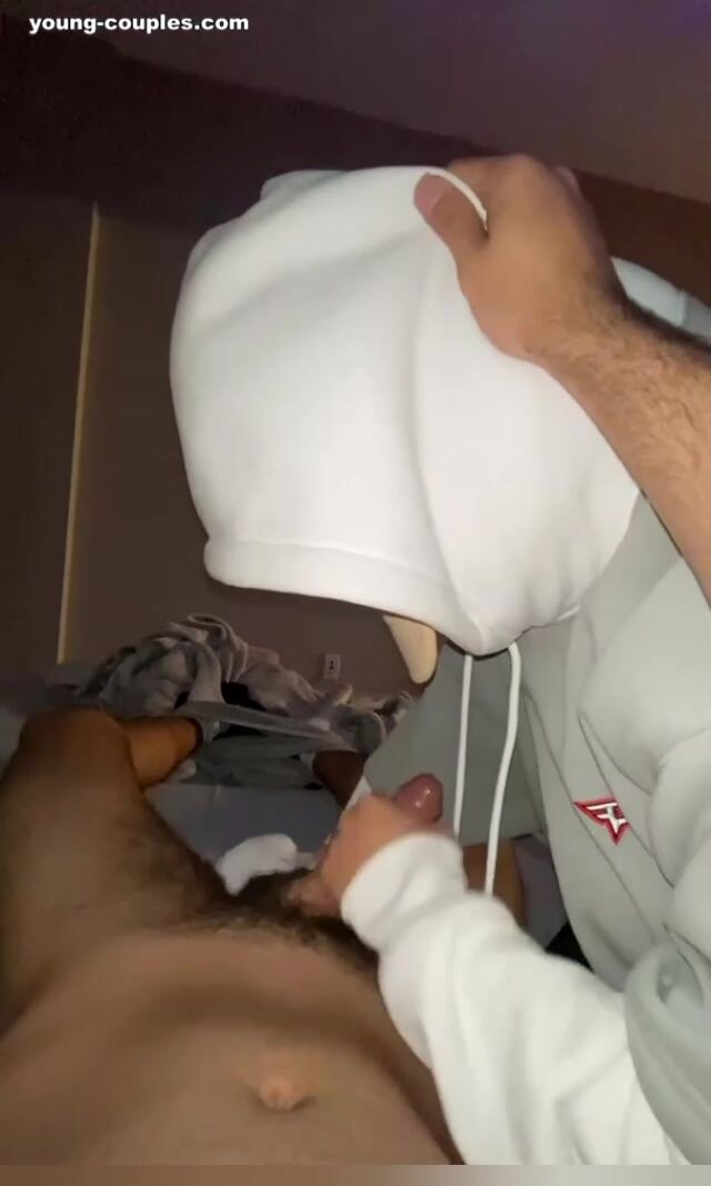 Wildboy brandon gets sucked off