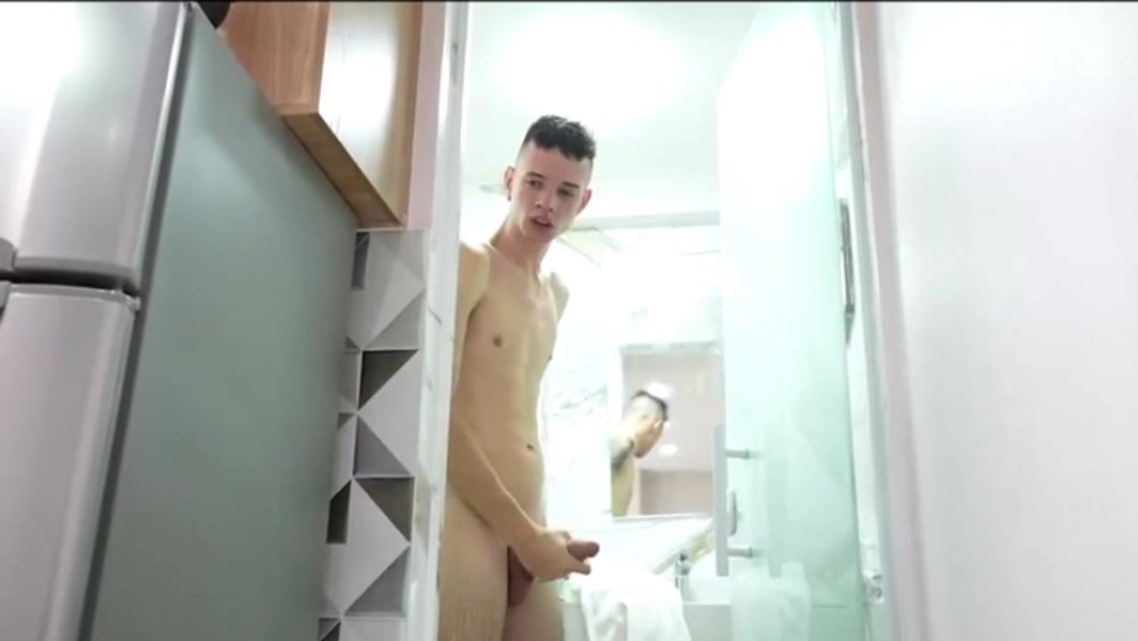 来和我们一起玩吧，耶