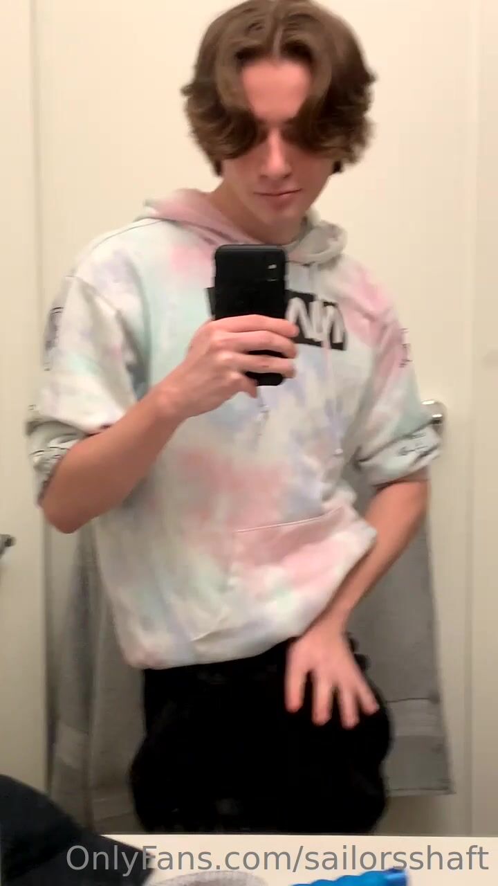 Semi-hard cock teased by twink for muscle daddy bareback