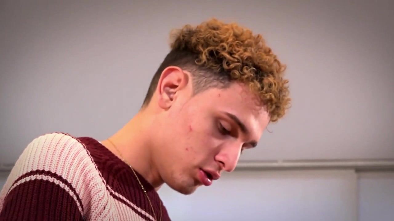 You suck my cock, i fuck you hard