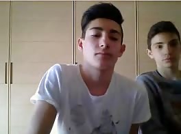Young bisexual italian couple live cam show