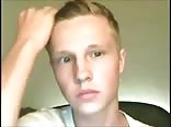 Blonder deutscher twink onaniert 2