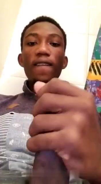 Young jamaican trade beating his dick boys porn